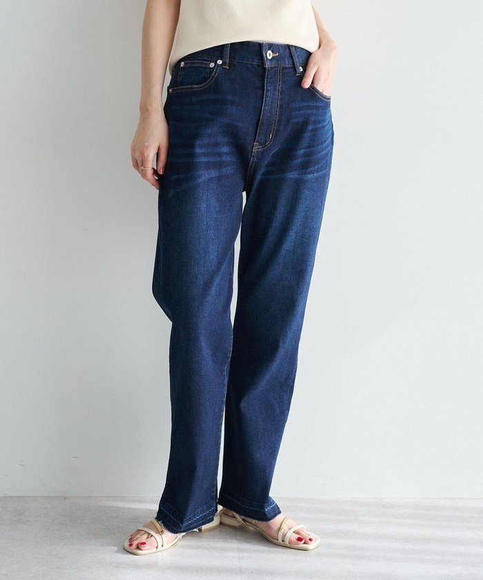 【イェッカ ヴェッカ/YECCA VECCA】のカットオフストレッチデニムパンツ インテリア・キッズ・メンズ・レディースファッション・服の通販 founy(ファニー) https://founy.com/ ファッション Fashion レディースファッション Fashion for Women パンツ Pants & Trousers デニムパンツ・ジーンズ・美脚デニム Denim Jeans & Pants カットオフ Cut-Off Design ジャケット Jacket, Outerwear ストレート Straight, Straight Cut スニーカー Sneakers, Trainers デニム Denim, Jeans Material ポケット Pocket, Pocket Detail エレガント 上品 Elegant 夏 Summer 春 Spring S/S・春夏 SS, Spring/Summer, Warm Season ビジネス 仕事 通勤 Business / Work / Commuting |ID: prp329100004850568 ipo3291000000035964848