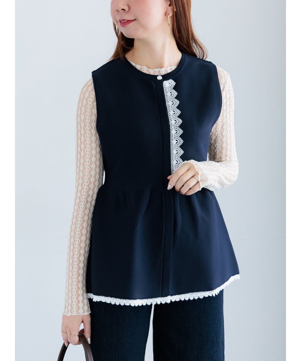 【テチチ/Te chichi】のレースペプラムベスト インテリア・キッズ・メンズ・レディースファッション・服の通販 founy(ファニー) 　ファッション　Fashion　レディースファッション　Fashion for Women　アウター　Coat / Outerwear Collection　トップス・カットソー　Cut & Sew Tops　ニット　Knit Tops & Sweaters　ベスト&ジレ / 重ね着スタイル　Vests & Gilets　カットソー　Cut and Sewn Top　ケミカル　Chemical, Chemical Wash　シンプル　Simple, Minimal　セーター　Sweater, Knitwear　デニム　Denim, Jeans Material　ベスト　Vest, Waistcoat　ペプラム　Peplum, Flared Hem　レース　Lace, Lace Fabric　エレガント 上品　Elegant　夏　Summer　S/S・春夏　SS, Spring/Summer, Warm Season　A/W・秋冬　Autumn/Winter　ネイビー|ID: prp329100004850617 ipo3291000000035629640