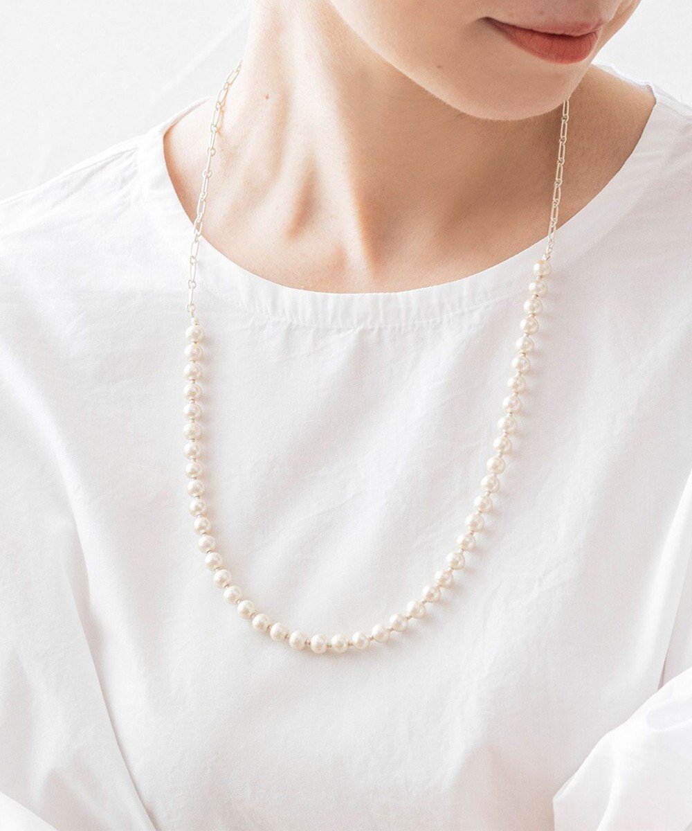 【ピッシェアンス/Pisceans】のコットンパール フィガロチェーンネックレス インテリア・キッズ・メンズ・レディースファッション・服の通販 founy(ファニー) 　ファッション　Fashion　レディースファッション　Fashion for Women　ジュエリー　Jewelry　ネックレス　Necklaces & Pendants　アクセサリー　Fashion Accessories　オケージョン　Occasion Wear　グラス　Glass, Eyewear　ショート　Short, Short Length　シンプル　Simple, Minimal　チェーン　Chain, Chain Strap　ネックレス　Necklace, Pendant Necklace　パール　Pearl, Pearl Accent　フロント　Front, Front Design　ランダム　Random, Irregular　ロング　Long, Long-Length　セレモニー　Ceremony　ギフト プレゼント　Gift / Present　入学式　Entrance Ceremony　卒業式　Graduation Ceremony　結婚式　Wedding　披露宴　Wedding Reception　マットシルバー|ID: prp329100004850710 ipo3291000000035558265