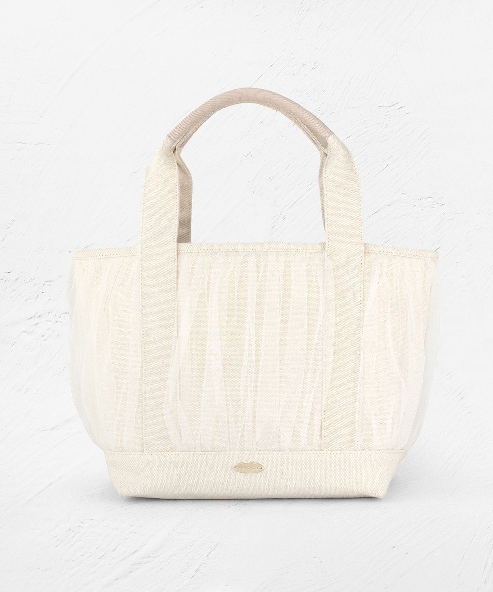 【トッカ/TOCCA】のGATHER TULLE TOTE キャンバストート インテリア・キッズ・メンズ・レディースファッション・服の通販 founy(ファニー) 　ファッション　Fashion　レディースファッション　Fashion for Women　バッグ　Bags　2026年　2026　シンプル　Simple, Minimal　チュール　Tulip, Tulip Motif　トレンド　Trend, Trending Now　フェミニン　Feminine, Girly　フォルム　Silhouette, Form　ポケット　Pocket, Pocket Detail　ビジネス 仕事 通勤　Business / Work / Commuting　夏　Summer　S/S・春夏　SS, Spring/Summer, Warm Season　財布　Wallet, Purse　アイボリー系|ID: prp329100004850819 ipo3291000000035562218