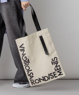 【23区/NIJYUSANKU】 【先行予約/Oggi掲載】VINGT-TROIS ロゴ トートバッグ人気、トレンドファッション・服の通販 founy(ファニー) 雑誌掲載アイテム Magazine Picks & Fashion Features ファッション雑誌 Fashion Magazines オッジ Oggi ファッション Fashion レディースファッション Fashion for Women バッグ Bags 3月号 March Issue シンプル Simple, Minimal スタイリッシュ Stylish, Fashionable 雑誌 Magazine, Fashion Magazine デニム Denim, Jeans Material フェイクレザー Faux Leather, PU Leather フラット Flat, Flat Shoes プリント Print, Printed Pattern モダン Modern, Contemporary S/S・春夏 SS, Spring/Summer, Warm Season 夏 Summer エレガント 上品 Elegant ビジネス 仕事 通勤 Business / Work / Commuting 2026年 2026 |ID:prp329100004850839