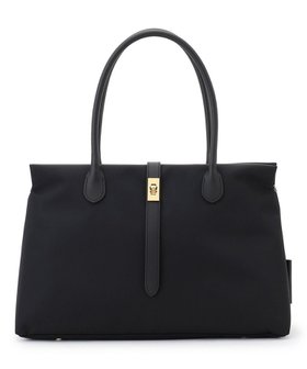 【23区/NIJYUSANKU】 【先行予約】VIOLAd ORO ベルトデザイン ナイロン トートバッグ (Lサイズ)人気、トレンドファッション・服の通販 founy(ファニー) ファッション Fashion レディースファッション Fashion for Women バッグ Bags ベルト&ウエストマーク Belts & Waist Accessories イタリア Italy コーティング Coating, Coated Finish シンプル Simple, Minimal フロント Front, Front Design リュクス Luxury, Elegant, High-End, Chic S/S・春夏 SS, Spring/Summer, Warm Season 夏 Summer エレガント 上品 Elegant ビジネス 仕事 通勤 Business / Work / Commuting 2026年 2026 |ID:prp329100004850842