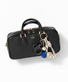 【23区/NIJYUSANKU】のVIOLAd ORO シュリンクレザー 2WAY スクエア ボストンバッグ 人気、トレンドファッション・服の通販 founy(ファニー) ファッション Fashion レディースファッション Fashion for Women バッグ Bags イタリア Italy コンパクト Compact, Small Size スクエア Square, Square Shape スマート Smart, Elegant 財布 Wallet, Purse ダウン Down, Puffer ダブル Double, Double-Breasted フォルム Silhouette, Form ボストン Boston ボストンバッグ Boston Bag, Retro Bag ポーチ Pouch, Small Case S/S・春夏 SS, Spring/Summer, Warm Season 夏 Summer エレガント 上品 Elegant 2026年 2026 |ID:prp329100004850847