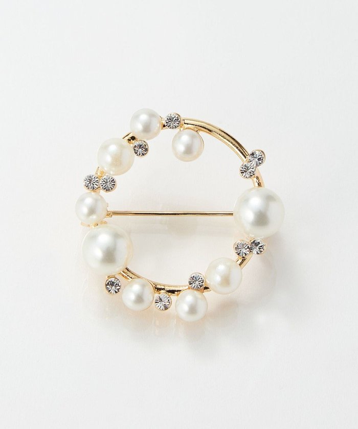 【フィービィー/phoebe】のフォーマルパールビジューサークルブローチ ゴールド インテリア・キッズ・メンズ・レディースファッション・服の通販 founy(ファニー) https://founy.com/ ファッション Fashion レディースファッション Fashion for Women おすすめ Recommended / Our Picks アクセサリー Fashion Accessories ストール Stole, Wrap ハイネック High Neck, Mock Neck パール Pearl, Pearl Accent ブローチ Brooch, Pin Brooch マフラー Scarf, Muffler 入学式 Entrance Ceremony 卒業式 Graduation Ceremony 結婚式 Wedding |ID: prp329100004851166 ipo3291000000035573690