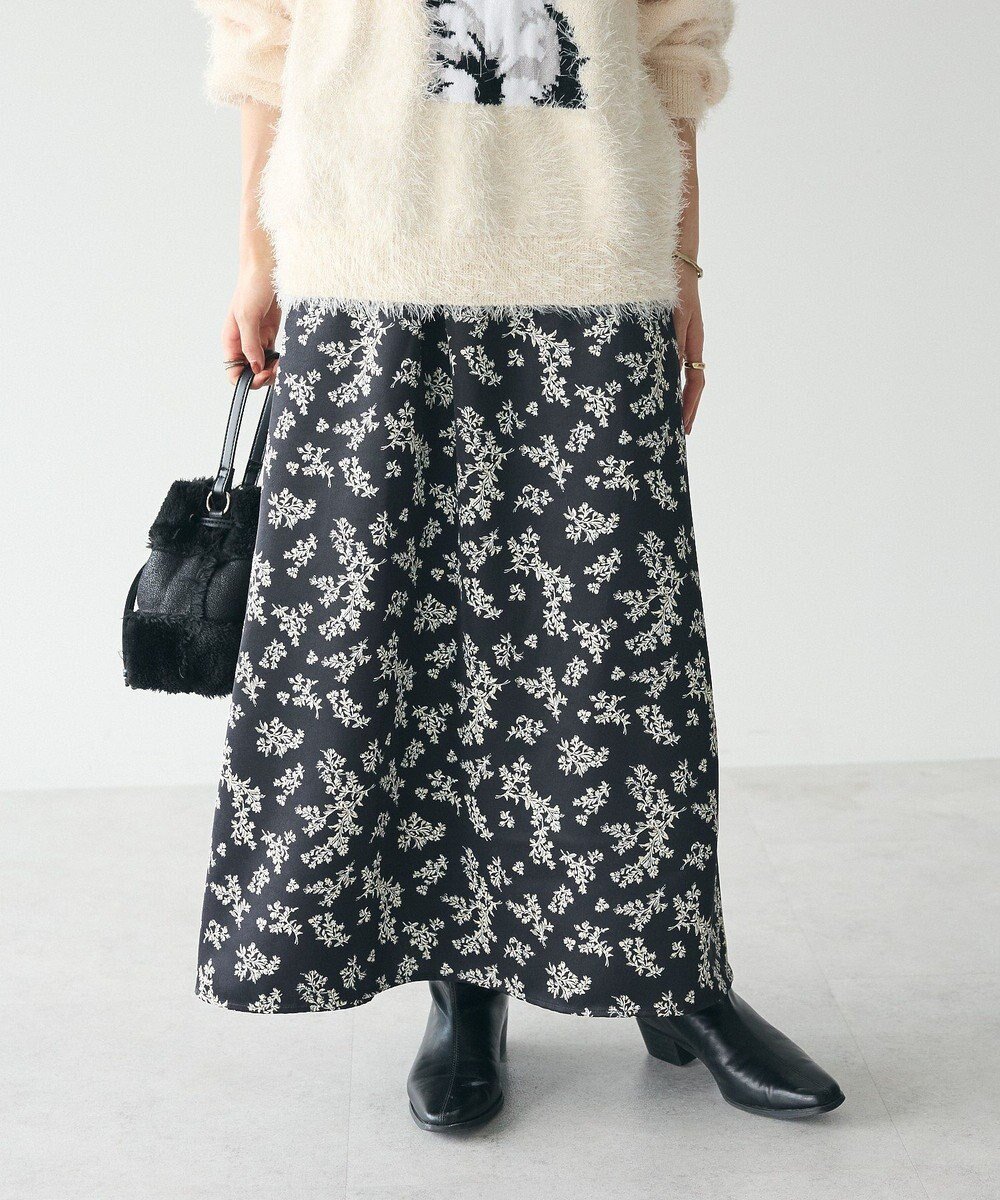 【クラフトスタンダードブティック/CRAFT STANDARD BOUTIQUE】のナローシルエットスカート インテリア・キッズ・メンズ・レディースファッション・服の通販 founy(ファニー) 　ファッション　Fashion　レディースファッション　Fashion for Women　スカート　Skirts　2024年　2024　2024-2025秋冬・A/W　Autumn/Winter 2024–25 AW24–25　おすすめ　Recommended / Our Picks　シンプル　Simple, Minimal　フェミニン　Feminine, Girly　フラワー　Flower, Floral　ポケット　Pocket, Pocket Detail　エレガント 上品　Elegant　A/W・秋冬　Autumn/Winter　Flower|ID: prp329100004851184 ipo3291000000035574539