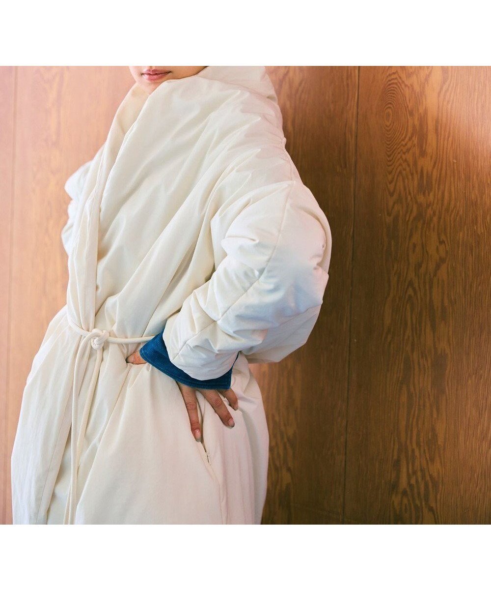 【ベイジ,/BEIGE,】の【洗える】PINS / 中綿ロングコート インテリア・キッズ・メンズ・レディースファッション・服の通販 founy(ファニー) 　ファッション　Fashion　レディースファッション　Fashion for Women　アウター　Coat / Outerwear Collection　コート・ロングコート・ピーコート　Long Coats, Peacoats & More　レディースジャケット・軽アウター　Jackets　インナー　Innerwear　ジャケット　Jacket, Outerwear　ダウン　Down, Puffer　ドレープ　Drape, Draping Fabric　リラックス　Relax, Relaxed Fit　ロング　Long, Long-Length　エレガント 上品　Elegant　洗える　Machine Washable　A/W・秋冬　Autumn/Winter　Ecru|ID: prp329100004852019 ipo3291000000035615560