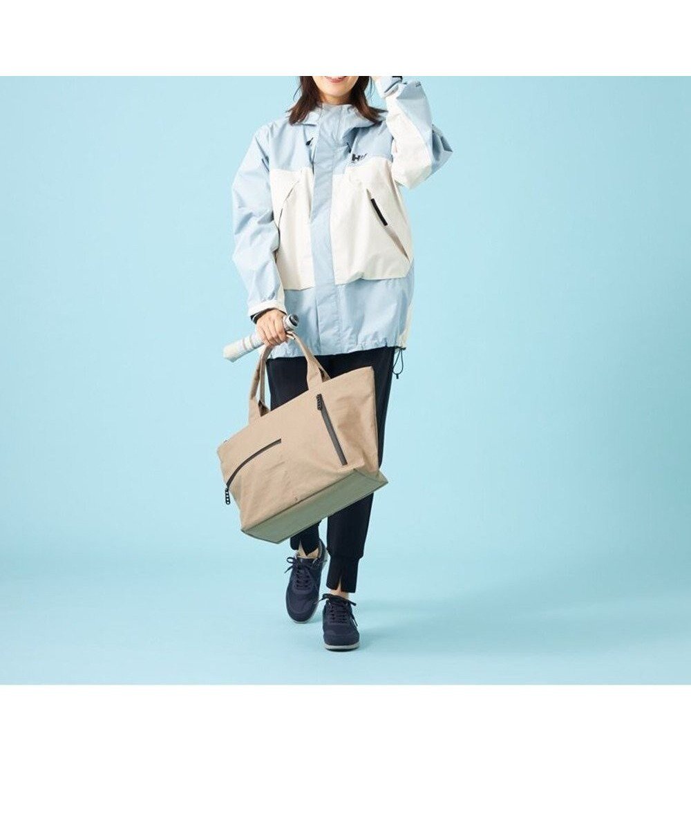 【レガロフェリーチェ/Regalo Felice】の【特集掲載アイテム / 雨の日にもオススメ / A4対応】トート / REGALO インテリア・キッズ・メンズ・レディースファッション・服の通販 founy(ファニー) 　ファッション　Fashion　レディースファッション　Fashion for Women　バッグ　Bags　アウトドア　Outdoor Clothing　コーティング　Coating, Coated Finish　軽量　Lightweight, Ultra Light　ポケット　Pocket, Pocket Detail　メッシュ　Mesh, Net Fabric　おすすめ　Recommended / Our Picks　ビジネス 仕事 通勤　Business / Work / Commuting　BE|ID: prp329100004852091 ipo3291000000035617489