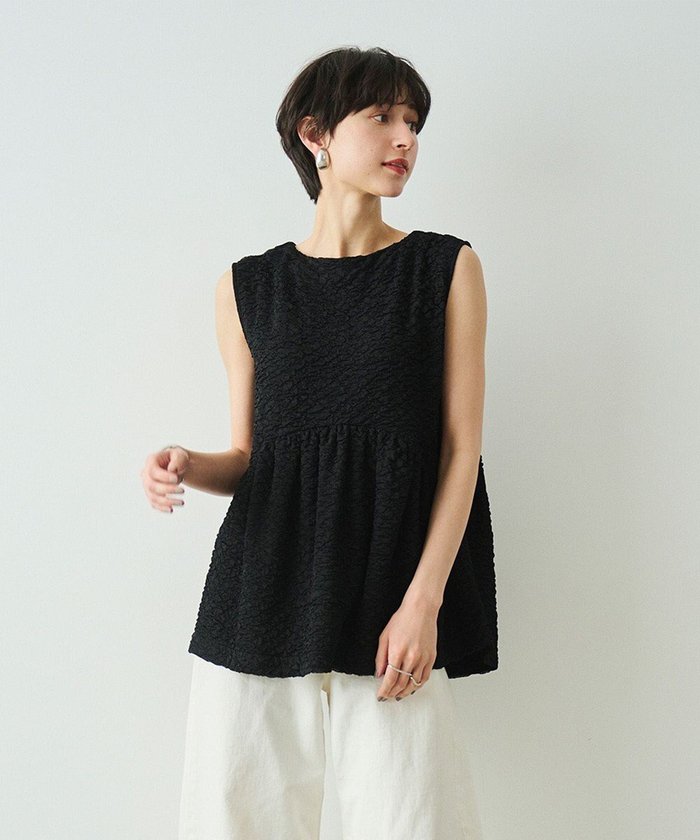 【ハッシュニュアンス/#Newans】の【金子綾さんインスタライブご紹介アイテム】(セットアップ可能)ふくれジャガード ペプラムブラウス インテリア・キッズ・メンズ・レディースファッション・服の通販 founy(ファニー) https://founy.com/ ファッション Fashion レディースファッション Fashion for Women トップス・カットソー Cut & Sew Tops シャツ・ブラウス・オフィスカジュアル Elegant Blouses & Button-Ups ロングTシャツ・Tシャツ Longline T-Shirts & Tees カットソー・ベーシックTシャツ Cut-and-Sewn Tops / Stretch Tees & Basics セットアップ Matching Sets レディーストップス・ブラウス Tops & Blouses / Assorted Women's Tops おすすめ Recommended / Our Picks カットソー Cut and Sewn Top ギャザー Gathered, Ruffled セットアップ Set-Up, Coordinated Outfit タイトスカート Pencil Skirt, Tight Skirt ノースリーブ Sleeveless, No-Sleeve ペプラム Peplum, Flared Hem ラウンド Round, Round Neck 夏 Summer 春 Spring S/S・春夏 SS, Spring/Summer, Warm Season |ID: prp329100004852110 ipo3291000000035618356