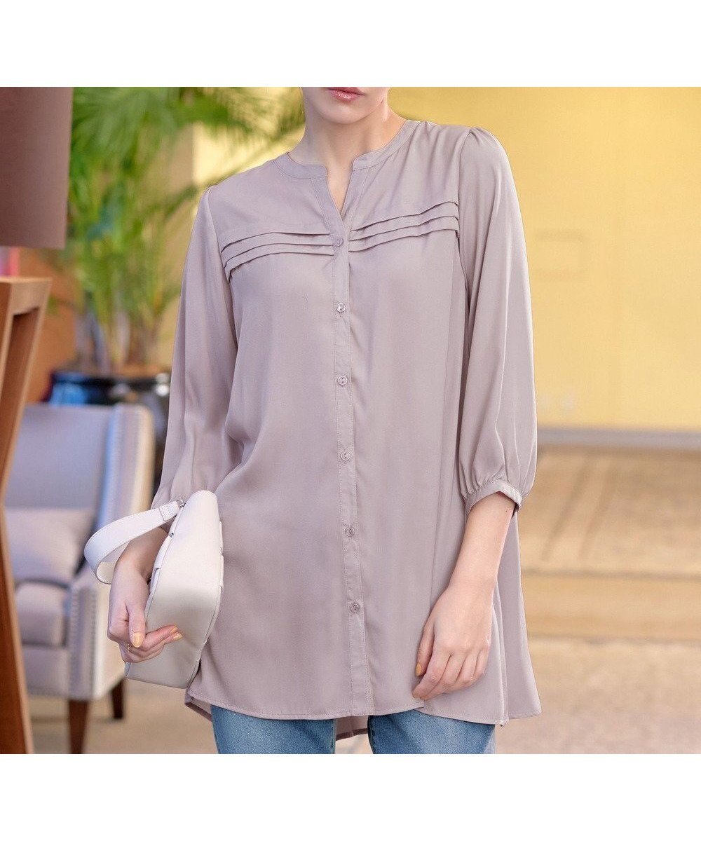 【ティアクラッセ/Tiaclasse】のヴィンテージサテンタックシャツチュニック インテリア・キッズ・メンズ・レディースファッション・服の通販 founy(ファニー) 　ファッション　Fashion　レディースファッション　Fashion for Women　トップス・カットソー　Cut & Sew Tops　シャツ・ブラウス・オフィスカジュアル　Elegant Blouses & Button-Ups　アクセサリー　Fashion Accessories　ウォッシャブル　Machine Washable　春　Spring　洗える　Machine Washable　カーディガン　Cardigan, Knitwear　ギャザー　Gathered, Ruffled　シンプル　Simple, Minimal　チュニック　Tunic, Long Top　長袖　Long Sleeve, Full Sleeve　フェミニン　Feminine, Girly　フレア　Flare, Flared　ポケット　Pocket, Pocket Detail　無地　Plain, Solid Color　S/S・春夏　SS, Spring/Summer, Warm Season　再入荷　Restock / Back in Stock　夏　Summer　エレガント 上品　Elegant　新作・新入荷　New Arrivals / New In　グレージュ|ID: prp329100004852121 ipo3291000000035618728