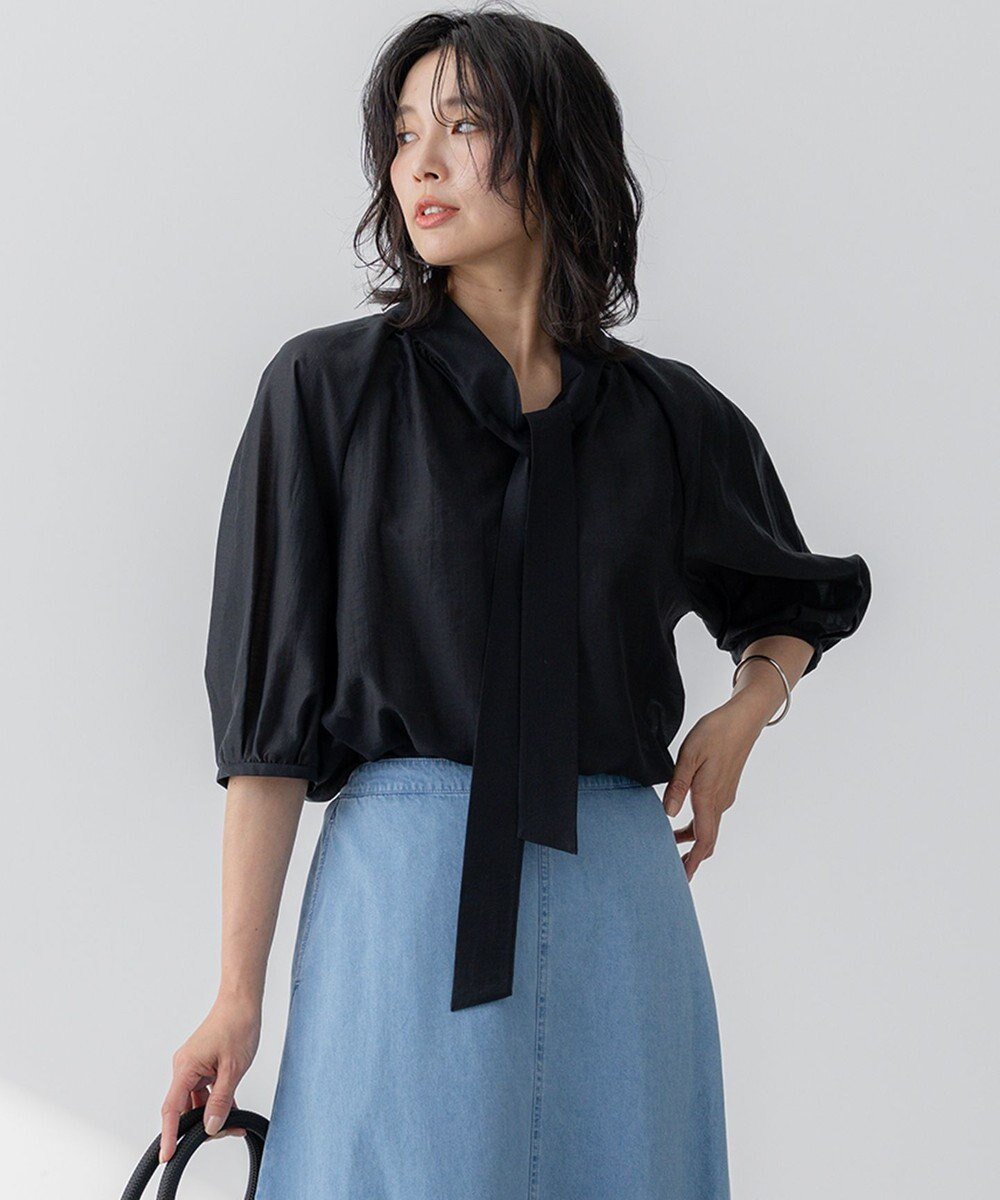 【23区/NIJYUSANKU】の【WEB 一部店舗限定/洗える】ライトシアーミクスチャー ボウタイ ブラウス インテリア・キッズ・メンズ・レディースファッション・服の通販 founy(ファニー) 　ファッション　Fashion　レディースファッション　Fashion for Women　トップス・カットソー　Cut & Sew Tops　シャツ・ブラウス・オフィスカジュアル　Elegant Blouses & Button-Ups　インナー　Innerwear　春　Spring　洗える　Machine Washable　シアー　Sheer, See-Through　ジャケット　Jacket, Outerwear　セットアップ　Set-Up, Coordinated Outfit　トレンド　Trend, Trending Now　リボン　Ribbon, Bow　S/S・春夏　SS, Spring/Summer, Warm Season　夏　Summer　エレガント 上品　Elegant　ビジネス 仕事 通勤　Business / Work / Commuting　2025年　2025　2025春夏・S/S　Spring/Summer 2025 SS25　ブラック系|ID: prp329100004852664 ipo3291000000035636176