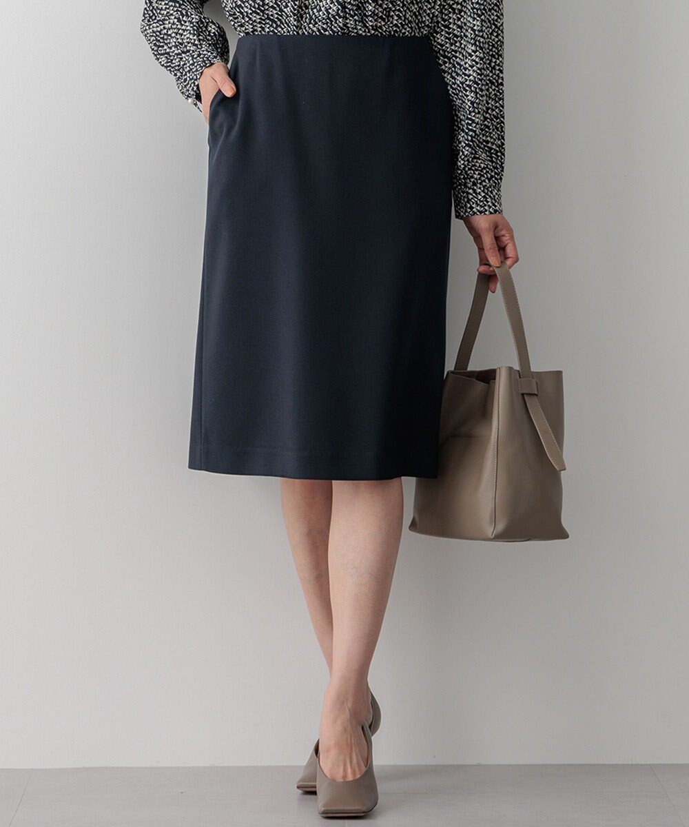 【23区/NIJYUSANKU】の【洗える/セットアップ対応】ウールライクカルゼ タイト スカート インテリア・キッズ・メンズ・レディースファッション・服の通販 founy(ファニー) 　ファッション　Fashion　レディースファッション　Fashion for Women　セットアップ　Matching Sets　スカート・ミニ/ミディ/マキシ　Skirts / Mini, Midi & Maxi Skirts　インナー　Innerwear　洗える　Machine Washable　ジャケット　Jacket, Outerwear　ストレッチ　Stretch, Stretchy Fabric　ストレート　Straight, Straight Cut　スーツ　Suit, Formalwear　セットアップ　Set-Up, Coordinated Outfit　タイトスカート　Pencil Skirt, Tight Skirt　ツイル　Twist, Twisted Detail　テーラード　Tailored, Tailored Fit　人気　Popular, Best Seller　フィット　Fit, Slim Fit　リアル　Real, Realistic　ワイド　Wide, Wide Fit　A/W・秋冬　Autumn/Winter　冬　Winter / This Winter　2024年　2024　2024-2025秋冬・A/W　Autumn/Winter 2024–25 AW24–25　ネイビー系|ID: prp329100004852841 ipo3291000000035643066