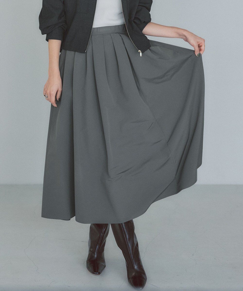 【23区/NIJYUSANKU】の【撥水加工/洗える】ハイマルチタフタ タックスカート インテリア・キッズ・メンズ・レディースファッション・服の通販 founy(ファニー) 　ファッション　Fashion　レディースファッション　Fashion for Women　スカート　Skirts　ヴィンテージ　Vintage Style　洗える　Machine Washable　カットソー　Cut and Sewn Top　タフタ　Taffeta, Structured Fabric　フレア　Flare, Flared　ベーシック　Basic, Essential　ランダム　Random, Irregular　A/W・秋冬　Autumn/Winter　冬　Winter / This Winter　S/S・春夏　SS, Spring/Summer, Warm Season　おすすめ　Recommended / Our Picks　夏　Summer　2024年　2024　2024-2025秋冬・A/W　Autumn/Winter 2024–25 AW24–25　カーキ系|ID: prp329100004852871 ipo3291000000035643798