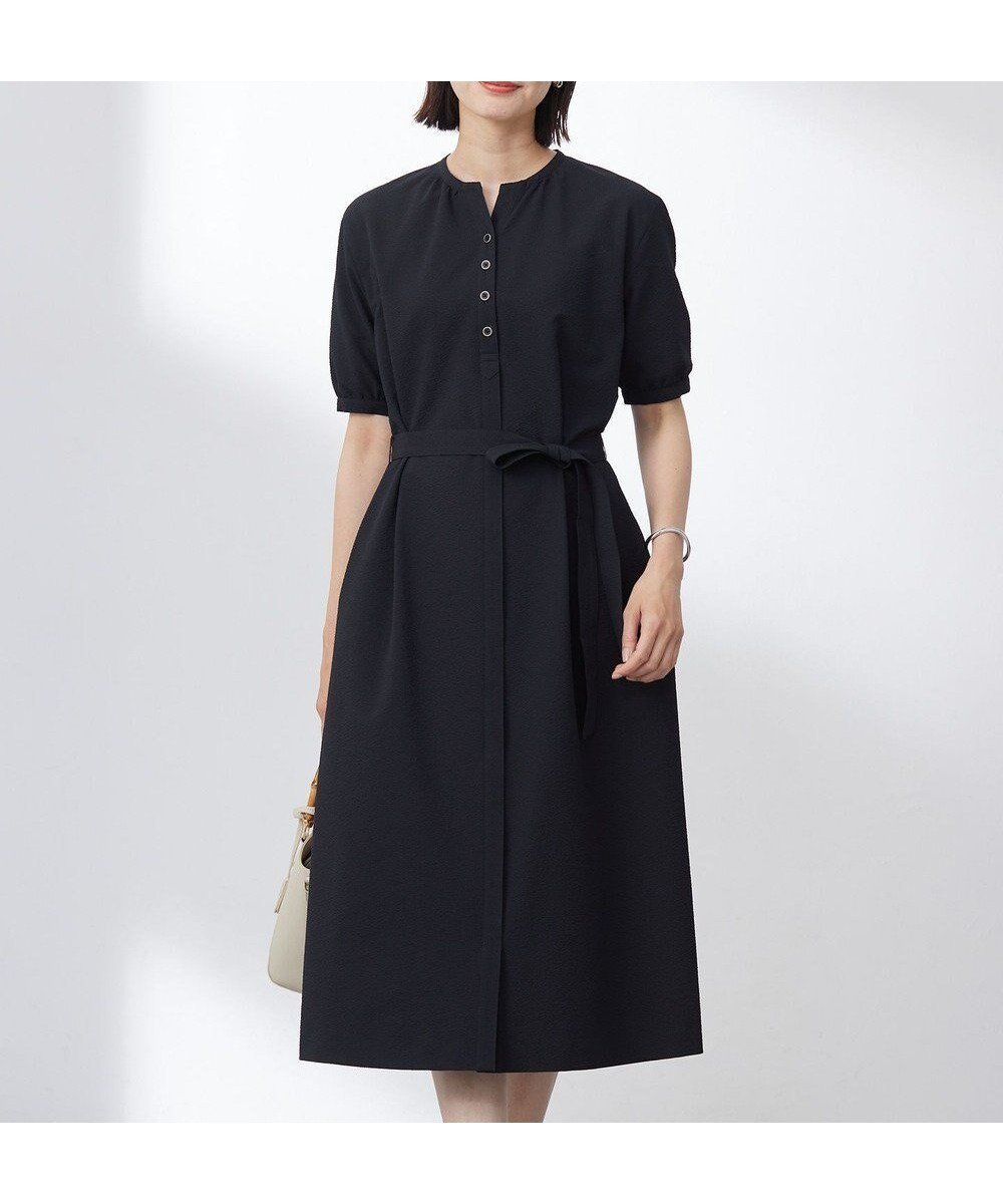 【ジェイ プレス/J.PRESS】の【洗える・吸水速乾】DRYライトサッカー ワンピース インテリア・キッズ・メンズ・レディースファッション・服の通販 founy(ファニー) 　ファッション　Fashion　レディースファッション　Fashion for Women　ワンピース　Dresses　春　Spring　洗える　Machine Washable　ギャザー　Gathered, Ruffled　吸水　Absorbent, Quick-Dry　サッカー　Seersucker, Summer Fabric　シンプル　Simple, Minimal　ストレッチ　Stretch, Stretchy Fabric　メタル　Metal, Metal Parts　リボン　Ribbon, Bow　S/S・春夏　SS, Spring/Summer, Warm Season　夏　Summer　ネイビー系|ID: prp329100004852915 ipo3291000000035645018