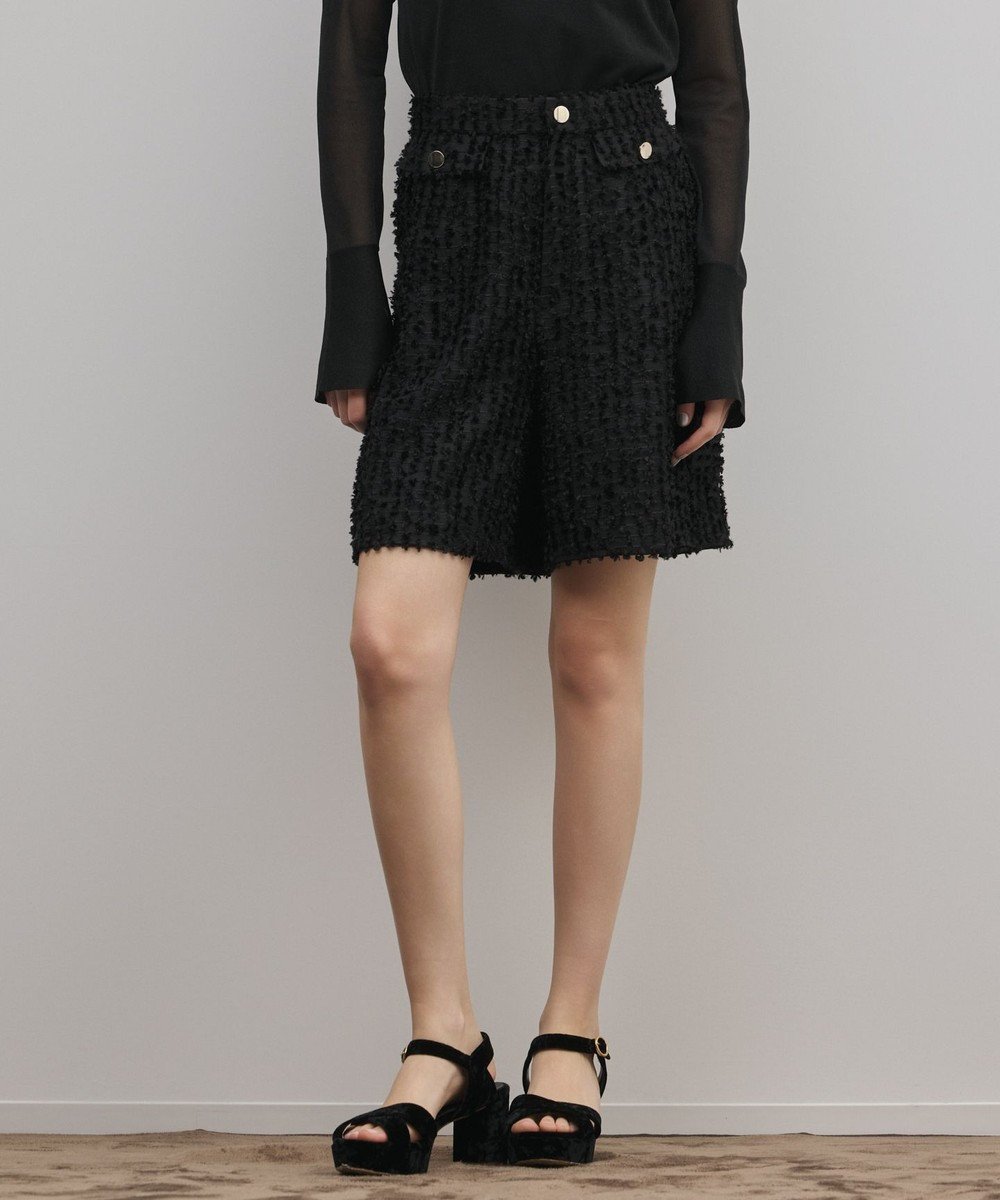 【グレース コンチネンタル/GRACE CONTINENTAL】のカットジャガードハーフパンツ インテリア・キッズ・メンズ・レディースファッション・服の通販 founy(ファニー) 　ファッション　Fashion　レディースファッション　Fashion for Women　パンツ　Pants & Trousers　ショートパンツ・ハーフパンツ　High-Waisted & Relaxed Shorts　カットジャガード　Cut Jacquard　シアー　Sheer, See-Through　スマート　Smart, Elegant　セットアップ　Set-Up, Coordinated Outfit　ハーフ　Half, Half-Length　エレガント 上品　Elegant　夏　Summer　春　Spring　S/S・春夏　SS, Spring/Summer, Warm Season　ブラック|ID: prp329100004852924 ipo3291000000035645164