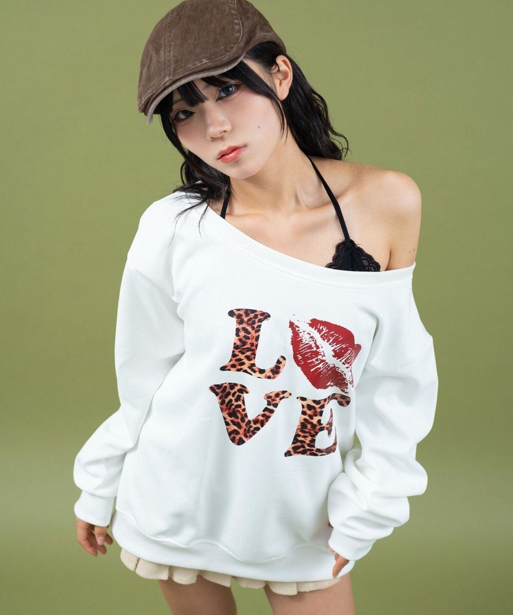 【ウィゴー/WEGO】のレオパードロゴオフショルSWT インテリア・キッズ・メンズ・レディースファッション・服の通販 founy(ファニー) ファッション Fashion レディースファッション Fashion for Women トップス・カットソー Cut & Sew Tops レディースパーカー・カジュアルフーディー Casual Hoodies & Sweatshirts スウェット・クルーネックトップス Sweatshirts & Crewnecks / Relaxed Fit Sweat Tops 春 Spring 秋 Autumn ガーリー Girly, Feminine Style スウェット / スエット Sweatshirt, Sweatwear スマホ Smartphone, Mobile Device デコルテ Décolleté, Neckline トレンド Trend, Trending Now バランス Balance, Style Balance プリント Print, Printed Pattern プリーツ Pleats, Pleated ミックス Mix, Mixed Style リップ Lip, Lip Motif レオパード Leopard, Animal Print ワイド Wide, Wide Fit 冬 Winter / This Winter A/W・秋冬 Autumn/Winter 夏 Summer ホワイト|ID: prp329100004852933 ipo3291000000035645271