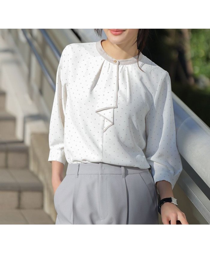 【エニィ スィス/any SiS】のボウタイツイル ブラウス インテリア・キッズ・メンズ・レディースファッション・服の通販 founy(ファニー) https://founy.com/ ファッション Fashion レディースファッション Fashion for Women トップス・カットソー Cut & Sew Tops シャツ・ブラウス・オフィスカジュアル Elegant Blouses & Button-Ups タイツ&レッグウェア&美脚効果 Tights & Sheer Legwear おすすめ Recommended / Our Picks とろみ Fluid, Flowy Fabric インナー Innerwear カーディガン Cardigan, Knitwear ジャケット Jacket, Outerwear ジョーゼット Georgette, Semi-Sheer Fabric トリミング Trimming, Decorative Edge フェミニン Feminine, Girly エレガント 上品 Elegant 夏 Summer 新作・新入荷 New Arrivals / New In 春 Spring S/S・春夏 SS, Spring/Summer, Warm Season ビジネス 仕事 通勤 Business / Work / Commuting |ID: prp329100004853164 ipo3291000000036258185