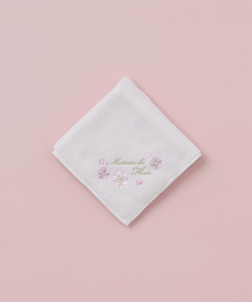【メゾンドフルール/Maison de FLEUR】のサクラ刺繍タオルハンカチ インテリア・キッズ・メンズ・レディースファッション・服の通販 founy(ファニー) 　ファッション　Fashion　レディースファッション　Fashion for Women　ミニ財布・二つ折り財布　Wallets & Card Cases　2026年　2026　おすすめ　Recommended / Our Picks　ギフト プレゼント　Gift / Present　コンパクト　Compact, Small Size　タオル　Towel, Bath Towel　ハンカチ　Handkerchief, Hanky　ハンド　Hand, Handmade　エレガント 上品　Elegant　春　Spring　財布　Wallet, Purse　Pink|ID: prp329100004853196 ipo3291000000035648969