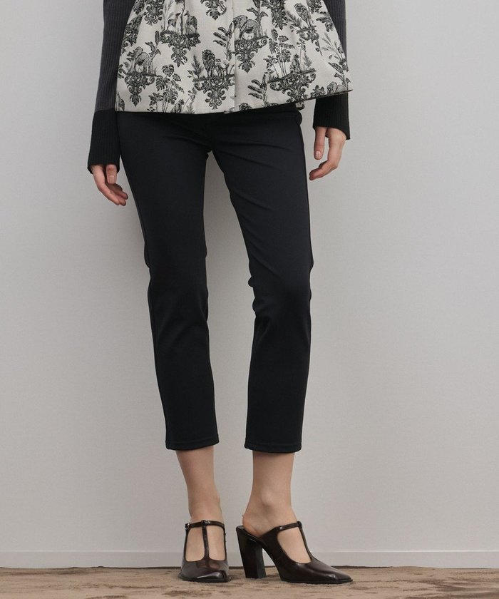 【グレース コンチネンタル/GRACE CONTINENTAL】のジャージサブリナパンツ インテリア・キッズ・メンズ・レディースファッション・服の通販 founy(ファニー) https://founy.com/ ファッション Fashion レディースファッション Fashion for Women パンツ Pants & Trousers 春 Spring ジャケット Jacket, Outerwear スマート Smart, Elegant チュニック Tunic, Long Top 定番 Standard, Basic Item バランス Balance, Style Balance ベーシック Basic, Essential ロング Long, Long-Length S/S・春夏 SS, Spring/Summer, Warm Season 夏 Summer |ID: prp329100004853243 ipo3291000000035649152