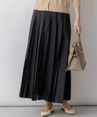 【23区/NIJYUSANKU】の【先行予約】グロッシープリーツ ロングスカート ブラック|ID: prp329100004853384 ipo3291000000035649769