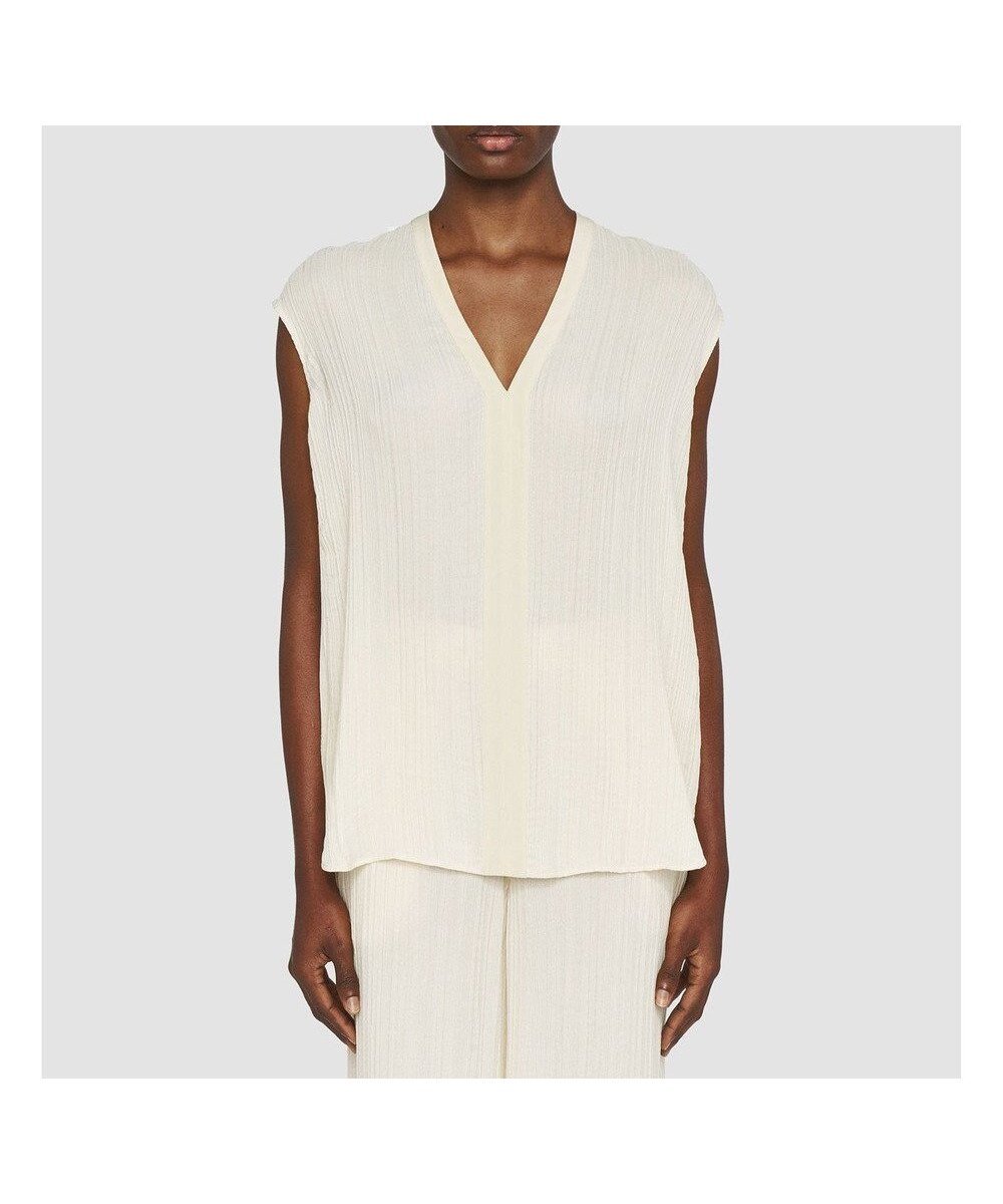 【ジョゼフ/JOSEPH】のプリーツジャガード ブラウス インテリア・キッズ・メンズ・レディースファッション・服の通販 founy(ファニー) 　ファッション　Fashion　レディースファッション　Fashion for Women　トップス・カットソー　Cut & Sew Tops　シャツ・ブラウス・オフィスカジュアル　Elegant Blouses & Button-Ups　シルク　Silk, 100% Silk　シンプル　Simple, Minimal　ジャカード／ジャガード　Jacquard, Woven Pattern　ノースリーブ　Sleeveless, No-Sleeve　フィット　Fit, Slim Fit　プリーツ　Pleats, Pleated　リラックス　Relax, Relaxed Fit　レギュラー　Regular, Standard Fit　夏　Summer　春　Spring　S/S・春夏　SS, Spring/Summer, Warm Season　Seashell|ID: prp329100004853686 ipo3291000000035662914