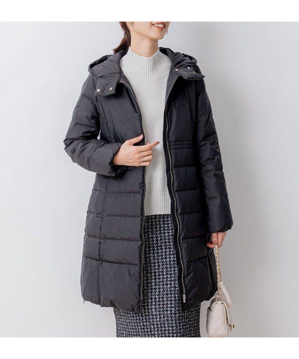 【組曲/KUMIKYOKU】の【洗える】ライトタフタロングダウン インテリア・キッズ・メンズ・レディースファッション・服の通販 founy(ファニー) ファッション Fashion レディースファッション Fashion for Women アウター Coat / Outerwear Collection コート・ロングコート・ピーコート Long Coats, Peacoats & More レディースジャケット・軽アウター Jackets 洗える Machine Washable 軽量 Lightweight, Ultra Light シェイプ Shape, Slim Fit シンプル Simple, Minimal ジャケット Jacket, Outerwear スリット Slit, Slit Detail タフタ Taffeta, Structured Fabric ダウン Down, Puffer ツイル Twist, Twisted Detail ツイード Twill, Twill Weave 定番 Standard, Basic Item フラット Flat, Flat Shoes フレア Flare, Flared プリント Print, Printed Pattern 無地 Plain, Solid Color A/W・秋冬 Autumn/Winter エレガント 上品 Elegant ブラック系|ID: prp329100004854423 ipo3291000000035709087