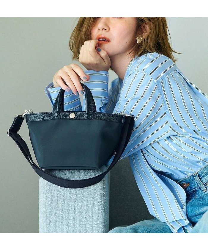 【トプカピ/TOPKAPI】の【Breath TOPKAPI】【本仮屋ユイカ×Breath】コラボ 2WAY ミニ トート ショルダー バッグ インテリア・キッズ・メンズ・レディースファッション・服の通販 founy(ファニー) https://founy.com/ ファッション Fashion レディースファッション Fashion for Women バッグ Bags コラボ Collaboration, Collab 軽量 Lightweight, Ultra Light ショルダー Shoulder, Shoulder Strap シンプル Simple, Minimal スペシャル Special, Limited Edition 女優 Actress Style, Celebrity Inspired チャーム Charm, Pendant パッチ Patch, Appliqué ポケット Pocket, Pocket Detail |ID: prp329100004854487 ipo3291000000035712277