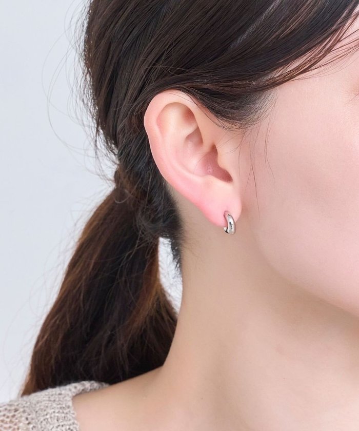 【フィービィー/phoebe】の【金属アレルギー対応】シンプルフープスナップイヤリング シルバー インテリア・キッズ・メンズ・レディースファッション・服の通販 founy(ファニー) https://founy.com/ ファッション Fashion レディースファッション Fashion for Women ジュエリー Jewelry ファッションリング Fashion Rings イヤリング・フープ・ドロップタイプ Hoop, Drop & Clip Earrings アクセサリー Fashion Accessories イヤリング Earrings シルバー Silver, Metallic Silver トレンド Trend, Trending Now ベーシック Basic, Essential エレガント 上品 Elegant |ID: prp329100004854555 ipo3291000000035714466