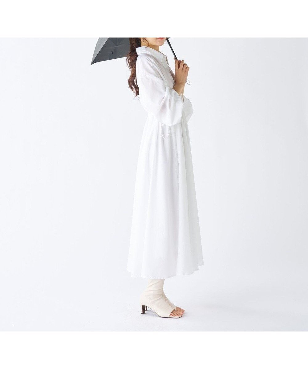 【ムーンバット/MOONBAT】の【遮光100%/自動開閉】 晴雨兼用 折りたたみ傘 コンパクト kowaza コワザ 無地 インテリア・キッズ・メンズ・レディースファッション・服の通販 founy(ファニー) 　ファッションモデル・俳優・女優　Models　女性　Women　本田翼　Honda Tsubasa　ファッション　Fashion　レディースファッション　Fashion for Women　レイングッズ・傘・晴雨兼用傘　Umbrellas & Rain Gear　コンパクト　Compact, Small Size　傘　Umbrella, Parasol　シンプル　Simple, Minimal　ブロック　Block, Solid Block Pattern　日傘　Parasol, UV Umbrella　無地　Plain, Solid Color　ブラック|ID: prp329100004854754 ipo3291000000035728751