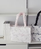 【メゾンドフルール/Maison de FLEUR】のリボン柄ギャザーハンドルスクエアトート Pink|ID: prp329100004854826 ipo3291000000035733004