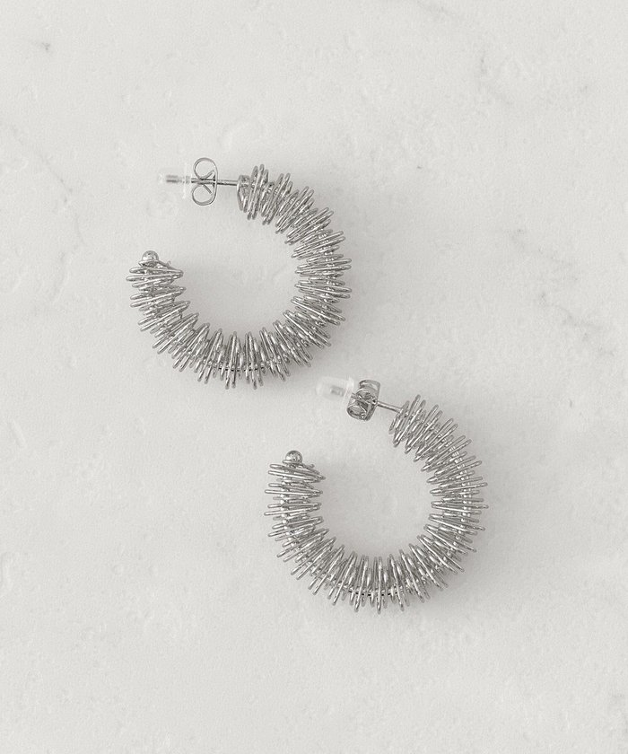 【アメリカンホリック/AMERICAN HOLIC】のワイヤーフープピアス インテリア・キッズ・メンズ・レディースファッション・服の通販 founy(ファニー) https://founy.com/ ファッション Fashion レディースファッション Fashion for Women アクセサリー Fashion Accessories シンプル Simple, Minimal バランス Balance, Style Balance フープ Hoop, Hoop Earrings メタル Metal, Metal Parts ワイヤー Wire, Wired Bra エレガント 上品 Elegant |ID: prp329100004855093 ipo3291000000035764528