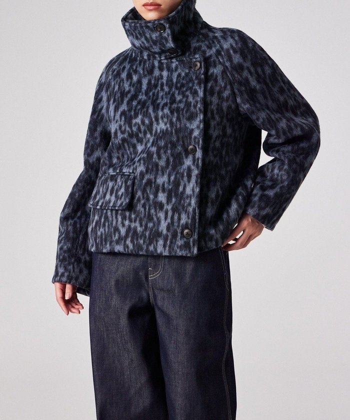 【ポール スミス/Paul Smith】のウールブレンド レオパード スタンドブルゾン インテリア・キッズ・メンズ・レディースファッション・服の通販 founy(ファニー) https://founy.com/ ファッション Fashion レディースファッション Fashion for Women アウター Coat / Outerwear Collection レディースジャケット・軽アウター Jackets ブルゾンジャケット・スポーティアウター Blouson Jackets クラシック Classic, Timeless Style クロップド Cropped, Short Length ジャケット Jacket, Outerwear スタンド Stand Collar, Upright Stand ダブル Double, Double-Breasted フロント Front, Front Design ブルゾン Blouson, Bomber Jacket モダン Modern, Contemporary レオパード Leopard, Animal Print 夏 Summer S/S・春夏 SS, Spring/Summer, Warm Season A/W・秋冬 Autumn/Winter |ID: prp329100004855106 ipo3291000000035764751