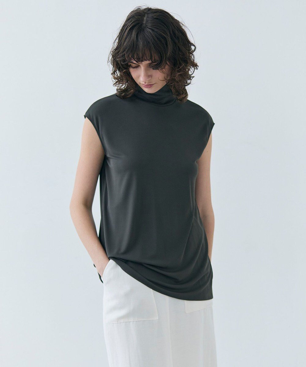 【ベイジ,/BEIGE,】の【洗える・VERY 6月号掲載】MELLE / ジャージーハイネックカットソー インテリア・キッズ・メンズ・レディースファッション・服の通販 founy(ファニー) 　雑誌掲載アイテム　Magazine Picks & Fashion Features　ファッション雑誌　Fashion Magazines　ヴェリィ　VERY　ファッション　Fashion　レディースファッション　Fashion for Women　トップス・カットソー　Cut & Sew Tops　シャツ・ブラウス・オフィスカジュアル　Elegant Blouses & Button-Ups　ロングTシャツ・Tシャツ　Longline T-Shirts & Tees　カットソー・ベーシックTシャツ　Cut-and-Sewn Tops / Stretch Tees & Basics　インナー　Innerwear　春　Spring　洗える　Machine Washable　カットソー　Cut and Sewn Top　今季　This Season, Current Season　ジャケット　Jacket, Outerwear　雑誌　Magazine, Fashion Magazine　とろみ　Fluid, Flowy Fabric　ドレープ　Drape, Draping Fabric　定番　Standard, Basic Item　人気　Popular, Best Seller　バランス　Balance, Style Balance　ボトム　Bottoms, Lower Wear　6月号　June Issue, Jun. Edition　ワイド　Wide, Wide Fit　S/S・春夏　SS, Spring/Summer, Warm Season　おすすめ　Recommended / Our Picks　夏　Summer　ビジネス 仕事 通勤　Business / Work / Commuting　Khaki|ID: prp329100004855187 ipo3291000000035769131