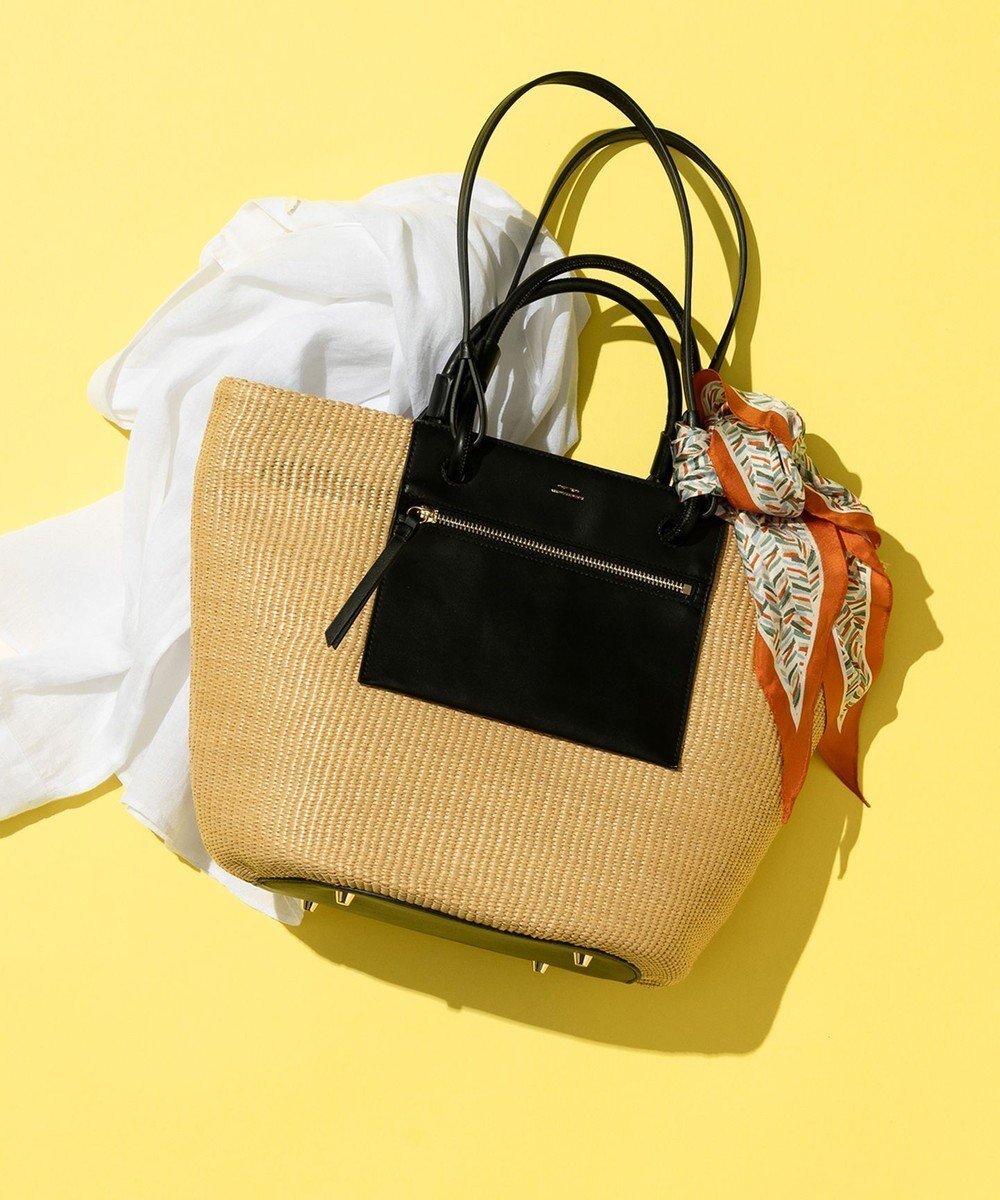 【23区/NIJYUSANKU】の雑材 トートバッグ インテリア・キッズ・メンズ・レディースファッション・服の通販 founy(ファニー) 　ファッション　Fashion　レディースファッション　Fashion for Women　バッグ　Bags　2025年　2025　2025春夏・S/S　Spring/Summer 2025 SS25　フロント　Front, Front Design　ポケット　Pocket, Pocket Detail　夏　Summer　旅行　Travel　春　Spring　S/S・春夏　SS, Spring/Summer, Warm Season　ナチュラル×ブラック|ID: prp329100004855198 ipo3291000000035769537