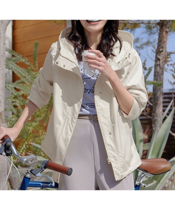 【ティアクラッセ/Tiaclasse】の【テフロン加工・撥水・花粉ガード】マウンテンパーカー インテリア・キッズ・メンズ・レディースファッション・服の通販 founy(ファニー) https://founy.com/ ファッション Fashion レディースファッション Fashion for Women アウター Coat / Outerwear Collection レディースジャケット・軽アウター Jackets アウトドア Outdoor Clothing 春 Spring 洗える Machine Washable 秋 Autumn カーディガン Cardigan, Knitwear ジップアップ Zip-Up, Full Zip ジャケット Jacket, Outerwear タフタ Taffeta, Structured Fabric チュニック Tunic, Long Top ドット Polka Dot, Dot Pattern 長袖 Long Sleeve, Full Sleeve パターン Pattern, Design Print パーカー Hoodie, Parka フロント Front, Front Design ブルゾン Blouson, Bomber Jacket ポケット Pocket, Pocket Detail 冬 Winter / This Winter S/S・春夏 SS, Spring/Summer, Warm Season 再入荷 Restock / Back in Stock おすすめ Recommended / Our Picks 夏 Summer 新作・新入荷 New Arrivals / New In |ID: prp329100004855249 ipo3291000000035771841