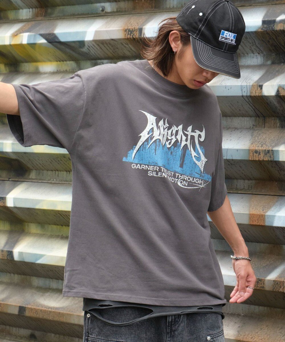 【ウィゴー/WEGO】の【ユニセックス着用ITEM/SMLサイズ展開】ヴィンテージライクグラフィックT(SS) インテリア・キッズ・メンズ・レディースファッション・服の通販 founy(ファニー) 　ファッション　Fashion　レディースファッション　Fashion for Women　トップス・カットソー　Cut & Sew Tops　シャツ・ブラウス・オフィスカジュアル　Elegant Blouses & Button-Ups　ロングTシャツ・Tシャツ　Longline T-Shirts & Tees　カットソー・ベーシックTシャツ　Cut-and-Sewn Tops / Stretch Tees & Basics　ヴィンテージ　Vintage Style　春　Spring　カットソー　Cut and Sewn Top　グラフィック　Graphic, Graphic Design　ショート　Short, Short Length　シンプル　Simple, Minimal　スマホ　Smartphone, Mobile Device　ダメージ　Distressed, Destroyed　デニム　Denim, Jeans Material　トレンド　Trend, Trending Now　ハーフ　Half, Half-Length　バランス　Balance, Style Balance　ビッグ　Big, Oversized　プリント　Print, Printed Pattern　ボトム　Bottoms, Lower Wear　半袖　Short Sleeve, Half Sleeve　ワイド　Wide, Wide Fit　S/S・春夏　SS, Spring/Summer, Warm Season　おすすめ　Recommended / Our Picks　夏　Summer　柄7|ID: prp329100004855294 ipo3291000000035773699