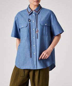 【ポール スミス/Paul Smith】のLa Peche エンブロイダリーデニム シャツ 人気、トレンドファッション・服の通販 founy(ファニー) ファッション Fashion レディースファッション Fashion for Women トップス・カットソー Cut & Sew Tops シャツ・ブラウス・オフィスカジュアル Elegant Blouses & Button-Ups シンプル Simple, Minimal デニム Denim, Jeans Material フロント Front, Front Design モチーフ Motif, Design Theme 半袖 Short Sleeve, Half Sleeve 夏 Summer S/S・春夏 SS, Spring/Summer, Warm Season A/W・秋冬 Autumn/Winter |ID:prp329100004855318