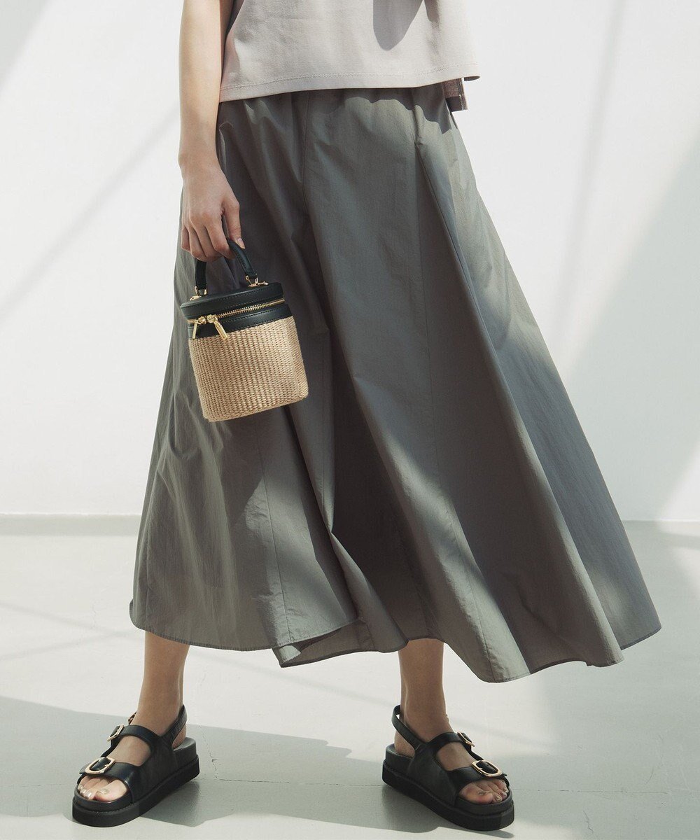 【23区/NIJYUSANKU】の【洗える】ナイロンコットンタフタ フレアスカート インテリア・キッズ・メンズ・レディースファッション・服の通販 founy(ファニー) 　ファッション　Fashion　レディースファッション　Fashion for Women　スカート　Skirts　Aライン・フレアスカート　A-Line & Flared Skirts　春　Spring　洗える　Machine Washable　タフタ　Taffeta, Structured Fabric　フレア　Flare, Flared　ベーシック　Basic, Essential　S/S・春夏　SS, Spring/Summer, Warm Season　夏　Summer　2024年　2024　2024春夏・S/S　Spring/Summer 2024 SS24　カーキ系|ID: prp329100004855348 ipo3291000000035775169