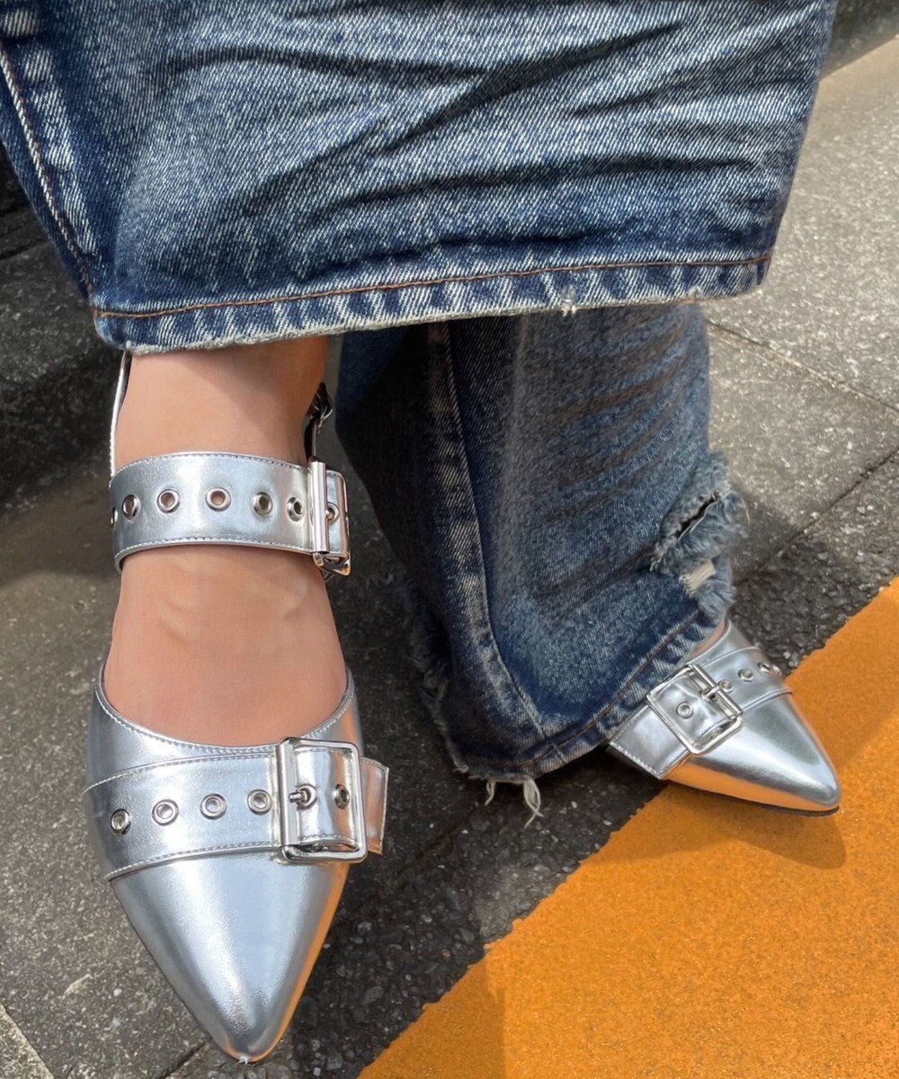【ウィゴー/WEGO】のハトメベルトポインテッドシューズ インテリア・キッズ・メンズ・レディースファッション・服の通販 founy(ファニー) 　ファッション　Fashion　レディースファッション　Fashion for Women　ベルト&ウエストマーク　Belts & Waist Accessories　シューズ　Shoes, Footwear　シルバー　Silver, Metallic Silver　シンプル　Simple, Minimal　スマホ　Smartphone, Mobile Device　トレンド　Trend, Trending Now　シルバー|ID: prp329100004855579 ipo3291000000035790646