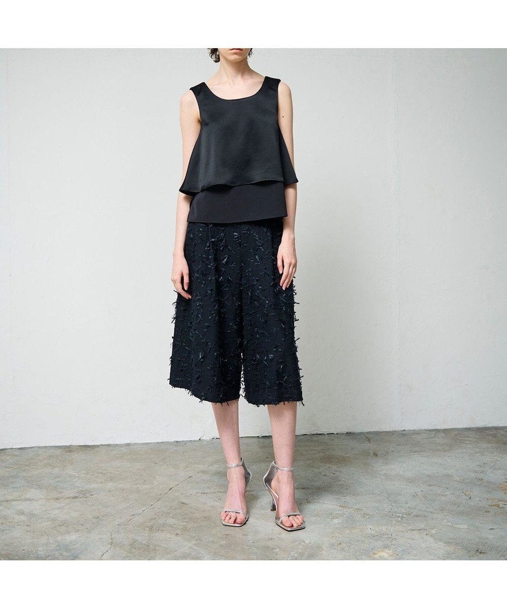 【グレース コンチネンタル/GRACE CONTINENTAL】のリボンヤーンフレアパンツ インテリア・キッズ・メンズ・レディースファッション・服の通販 founy(ファニー) 　ファッション　Fashion　レディースファッション　Fashion for Women　パンツ　Pants & Trousers　キュロット　Culottes, Wide Shorts　ハーフ　Half, Half-Length　フレア　Flare, Flared　夏　Summer　春　Spring　S/S・春夏　SS, Spring/Summer, Warm Season　ブラック|ID: prp329100004855583 ipo3291000000035791041