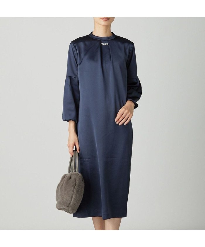 【ジェイ プレス/J.PRESS】のノーブルサテン ワンピース インテリア・キッズ・メンズ・レディースファッション・服の通販 founy(ファニー) https://founy.com/ ファッション Fashion レディースファッション Fashion for Women ワンピース Dresses サテン Satin, Glossy Fabric シンプル Simple, Minimal ドレープ Drape, Draping Fabric パール Pearl, Pearl Accent フロント Front, Front Design A/W・秋冬 Autumn/Winter エレガント 上品 Elegant |ID: prp329100004856988 ipo3291000000035833356