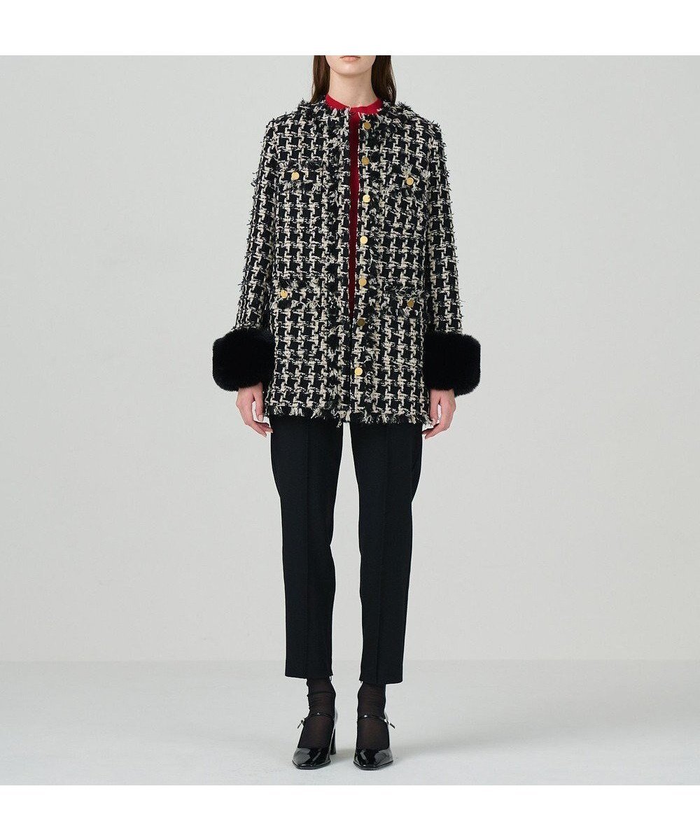 【グレース コンチネンタル/GRACE CONTINENTAL】のツイードファーコート 人気、トレンドファッション・服の通販 founy(ファニー) 　ファッション　Fashion　レディースファッション　Fashion for Women　アウター　Coat / Outerwear Collection　コート・ロングコート・ピーコート　Long Coats, Peacoats & More　レディースジャケット・軽アウター　Jackets　ジャケット　Jacket, Outerwear　ツイード　Twill, Twill Weave　フリンジ　Fringe, Tassel　メタル　Metal, Metal Parts　リュクス　Luxury, Elegant, High-End, Chic　エレガント 上品　Elegant　定番　Standard, Basic Item　A/W・秋冬　Autumn/Winter　 other-1|ID: prp329100004857220 ipo3291000000035843460