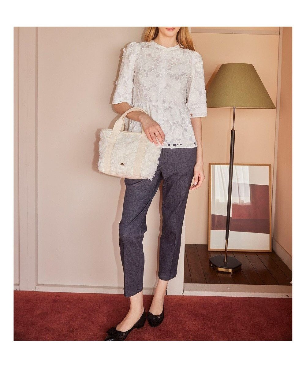 【トッカ/TOCCA】のSCALLOP DENIM パンツ 人気、トレンドファッション・服の通販 founy(ファニー) 　ファッション　Fashion　レディースファッション　Fashion for Women　パンツ　Pants & Trousers　2025年　2025　2025春夏・S/S　Spring/Summer 2025 SS25　スカラップ　Scallop, Scalloped Edge　ストレッチ　Stretch, Stretchy Fabric　デニム　Denim, Jeans Material　フェミニン　Feminine, Girly　ポケット　Pocket, Pocket Detail　夏　Summer　S/S・春夏　SS, Spring/Summer, Warm Season　A/W・秋冬　Autumn/Winter　 other-1|ID: prp329100004857238 ipo3291000000035844345