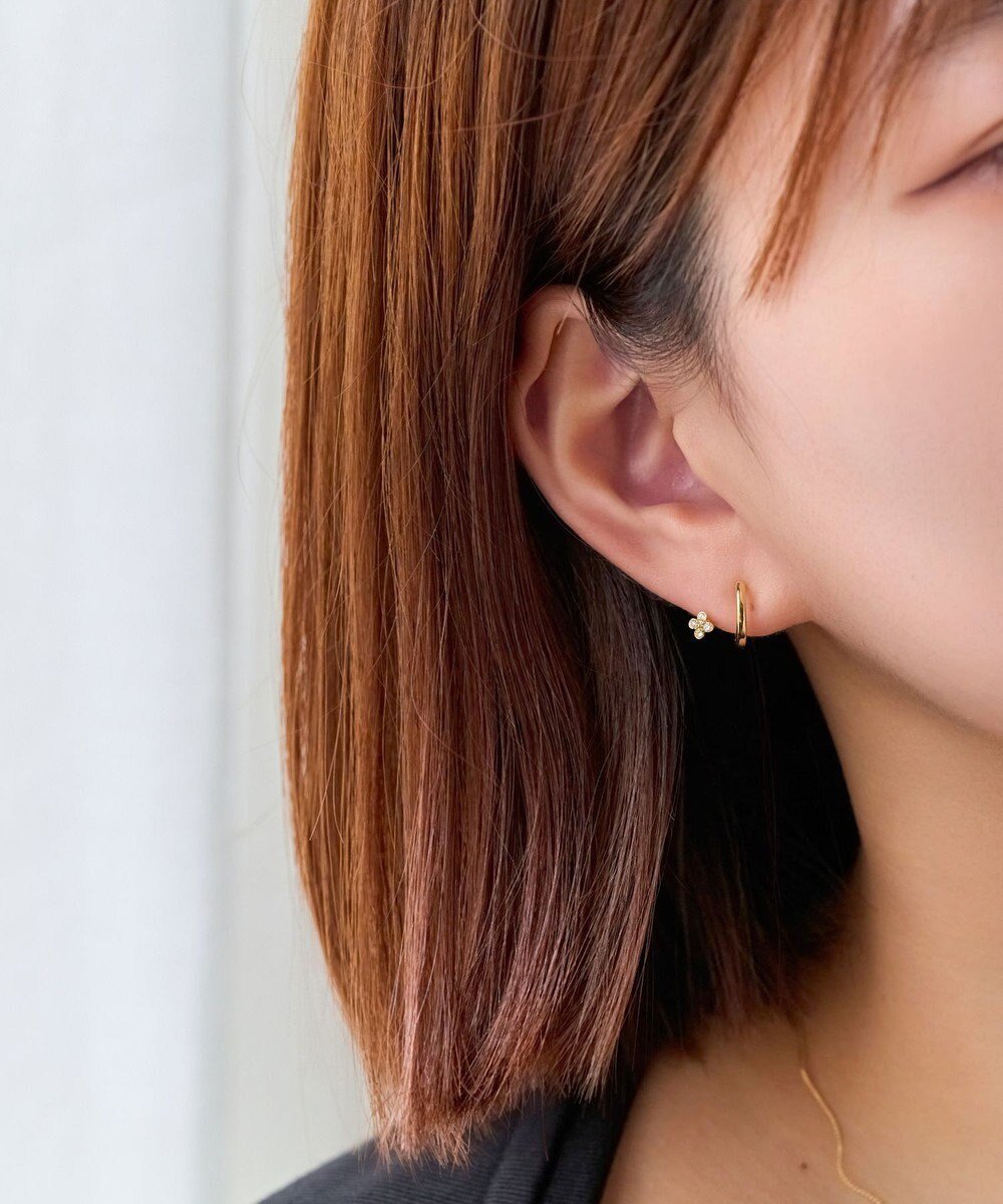 【フィービィー/phoebe】の【金属アレルギー対応】【痛くないシリーズ】フラワービジューフロートライトフィットイヤリング ゴールド インテリア・キッズ・メンズ・レディースファッション・服の通販 founy(ファニー) 　ファッション　Fashion　レディースファッション　Fashion for Women　ジュエリー　Jewelry　ファッションリング　Fashion Rings　イヤリング・フープ・ドロップタイプ　Hoop, Drop & Clip Earrings　おすすめ　Recommended / Our Picks　アクセサリー　Fashion Accessories　イヤリング　Earrings　イヤーカフ　Ear Cuffs　ビジュー　Bijou, Jewel-like Accent　フープ　Hoop, Hoop Earrings　メタル　Metal, Metal Parts　軽量　Lightweight, Ultra Light　ゴールド|ID: prp329100004857247 ipo3291000000035844680