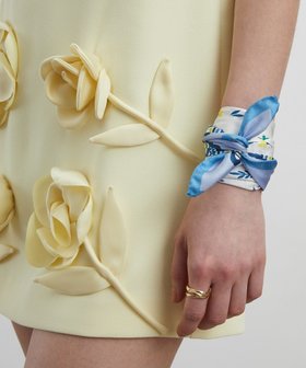 【リバティ/LIBERTY】のホープ スプリングス 45x45 シルク スカーフ 人気、トレンドファッション・服の通販 founy(ファニー) ファッション Fashion レディースファッション Fashion for Women イタリア Italy クラシカル Classical, Vintage-Inspired シルク Silk, 100% Silk シンプル Simple, Minimal スカーフ Scarf, Neckwear バンダナ Bandana, Head Scarf プリント Print, Printed Pattern |ID:prp329100004857271