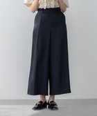 【組曲/KUMIKYOKU】のグロッシーツイルワイドフレア パンツ ネイビー系|ID: prp329100004857296 ipo3291000000035846890
