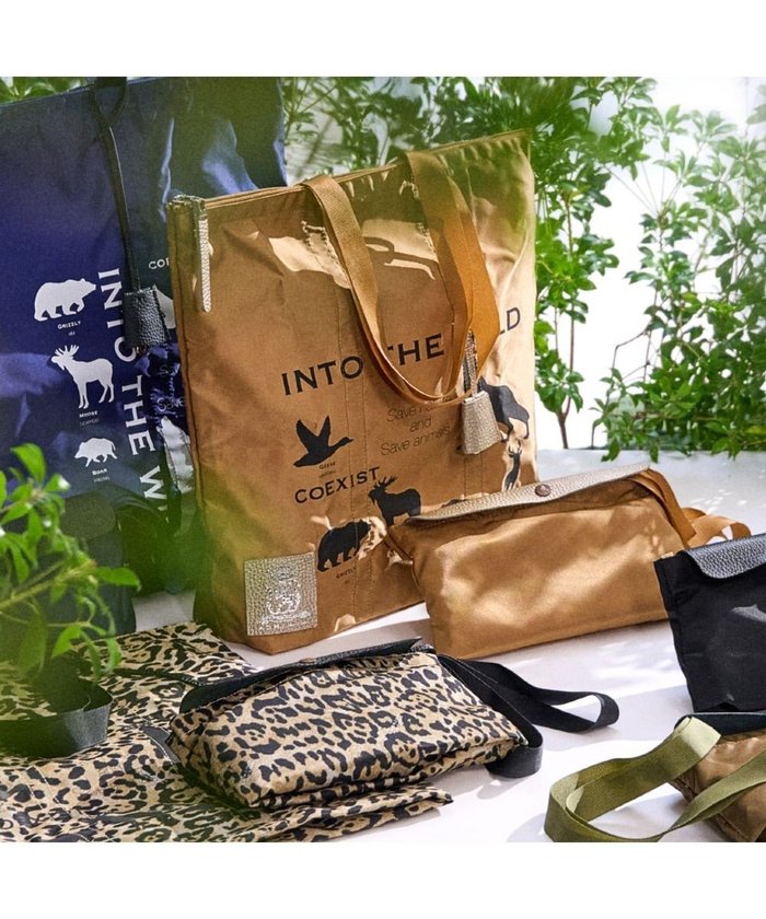 【アクセソワドゥマドモワゼルジャップ/A.D.M.J】の【高密度ナイロン】デービス/オリタタミバッグM インテリア・キッズ・メンズ・レディースファッション・服の通販 founy(ファニー) https://founy.com/ ファッション Fashion レディースファッション Fashion for Women バッグ Bags イタリア Italy 軽量 Lightweight, Ultra Light プリント Print, Printed Pattern ポケット Pocket, Pocket Detail モチーフ Motif, Design Theme |ID: prp329100004857328 ipo3291000000035848758