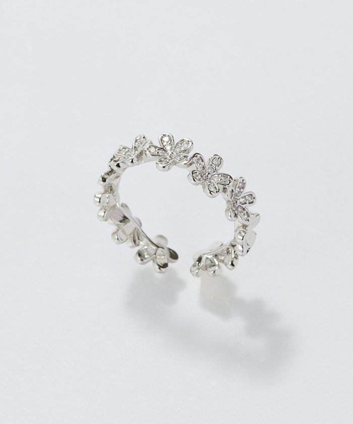 【フィービィー/phoebe】のフローラルビジューレースカフリング シルバー インテリア・キッズ・メンズ・レディースファッション・服の通販 founy(ファニー) https://founy.com/ ファッション Fashion レディースファッション Fashion for Women アクセサリー Fashion Accessories シルバー Silver, Metallic Silver ビジュー Bijou, Jewel-like Accent フィット Fit, Slim Fit フェミニン Feminine, Girly フラワー Flower, Floral フロント Front, Front Design メタリック Metallic, Shiny Finish エレガント 上品 Elegant |ID: prp329100004857391 ipo3291000000035849977