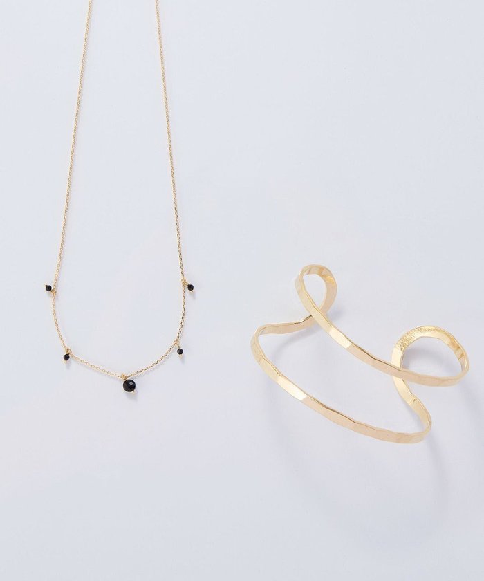 【フィービィー/phoebe】のオンワード限定セット カラージェムステーションワンポイントネックレス×2ラインテクスチャーワイドカフバングル インテリア・キッズ・メンズ・レディースファッション・服の通販 founy(ファニー) https://founy.com/ ファッション Fashion レディースファッション Fashion for Women ジュエリー Jewelry ネックレス Necklaces & Pendants バングル・カフブレスレット Bangles & Cuff Bracelets アクセサリー Fashion Accessories カラフル Colorful Design シンプル Simple, Minimal ネックレス Necklace, Pendant Necklace バングル Bangle, Bracelet モダン Modern, Contemporary ワイド Wide, Wide Fit おすすめ Recommended / Our Picks |ID: prp329100004857460 ipo3291000000035855255