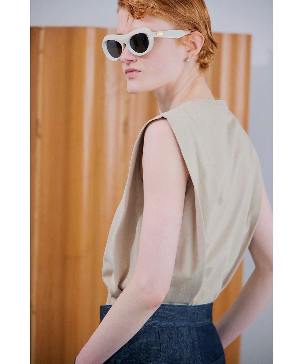 【ネイヴ/NAVE】の【ReNAVE・洗える/接触冷感/UVケア】ファンクションT ノースリーブ インテリア・キッズ・メンズ・レディースファッション・服の通販 founy(ファニー) 　雑誌掲載アイテム　Magazine Picks & Fashion Features　ファッション雑誌　Fashion Magazines　ストーリィ　STORY　ファッション　Fashion　レディースファッション　Fashion for Women　トップス・カットソー　Cut & Sew Tops　キャミソール&ノースリーブ　Camisoles & Sleeveless Tops　シャツ・ブラウス・オフィスカジュアル　Elegant Blouses & Button-Ups　ロングTシャツ・Tシャツ　Longline T-Shirts & Tees　カットソー・ベーシックTシャツ　Cut-and-Sewn Tops / Stretch Tees & Basics　春　Spring　洗える　Machine Washable　カットソー　Cut and Sewn Top　7月号　July Issue　雑誌　Magazine, Fashion Magazine　ノースリーブ　Sleeveless, No-Sleeve　8月号　August Issue, Aug. Edition　S/S・春夏　SS, Spring/Summer, Warm Season　夏　Summer　エレガント 上品　Elegant　ベージュ系|ID: prp329100004857675 ipo3291000000035870746