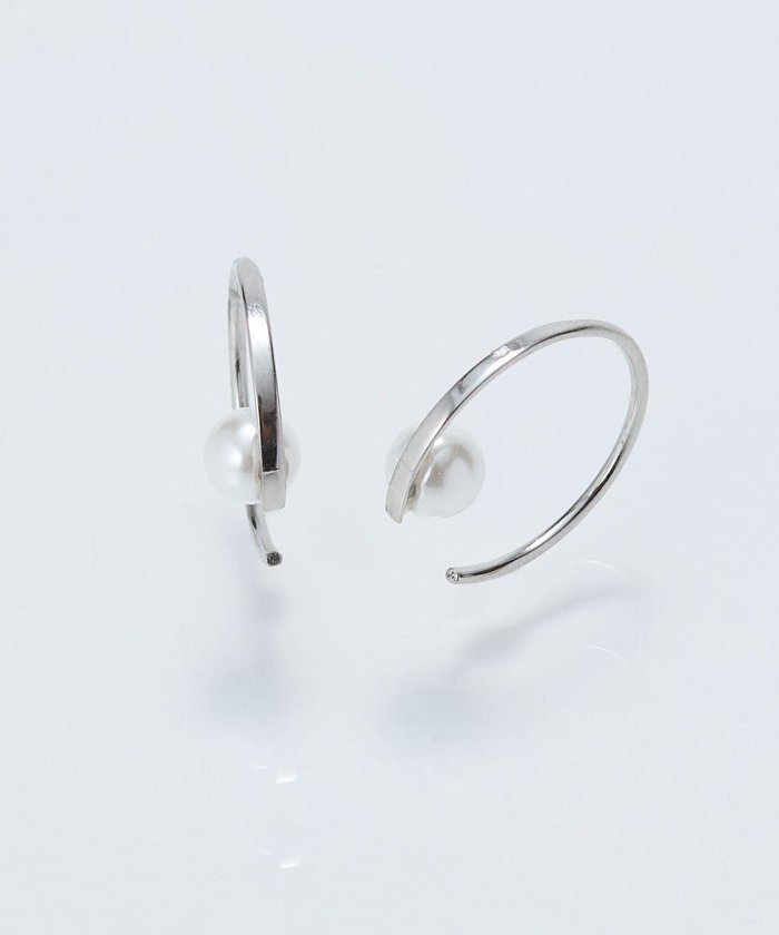 【フィービィー/phoebe】の【金属アレルギー対応】カーブラインパールピアス/サージカルステンレス シルバー インテリア・キッズ・メンズ・レディースファッション・服の通販 founy(ファニー) https://founy.com/ ファッション Fashion レディースファッション Fashion for Women アクセサリー Fashion Accessories シルバー Silver, Metallic Silver シンプル Simple, Minimal パール Pearl, Pearl Accent フープ Hoop, Hoop Earrings メタル Metal, Metal Parts モチーフ Motif, Design Theme エレガント 上品 Elegant |ID: prp329100004857815 ipo3291000000035873217